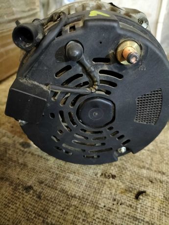 Alternator newholand t7 220