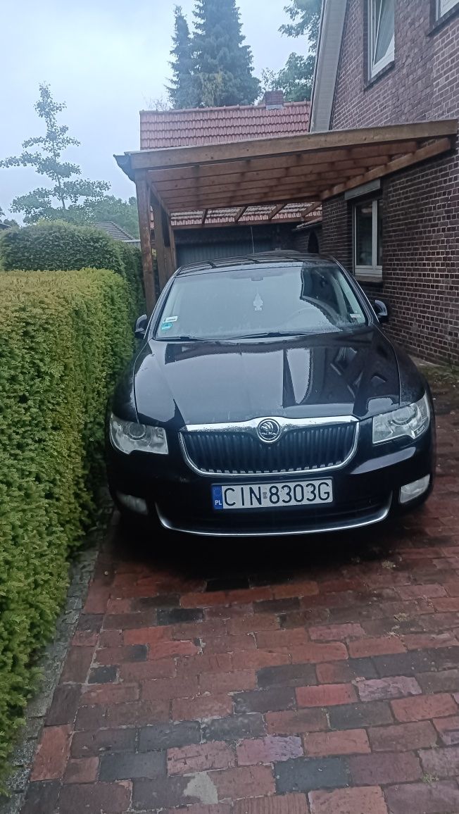Superb 2  automat  DSG 2.0 Tdi I40 km