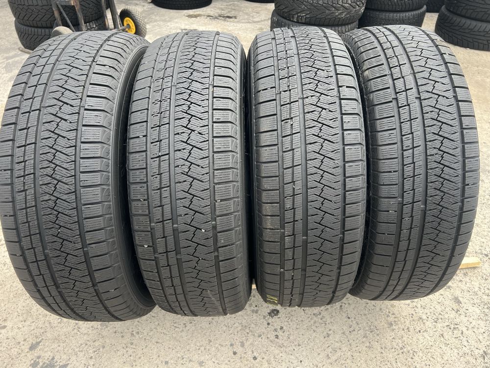 Зимові шини 245/70 r16 Triangle. 2023р. 7.7мм.