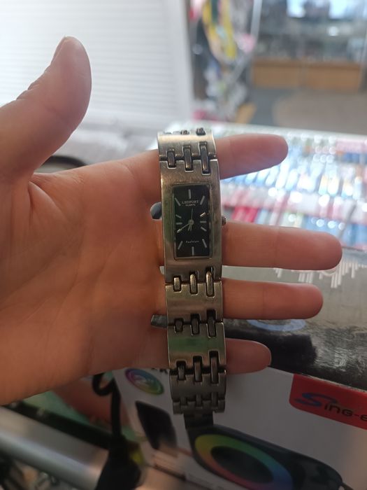 Продам часи  в робочому стані