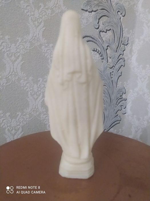 Статуэтка времени СССР Дева Мария продам.