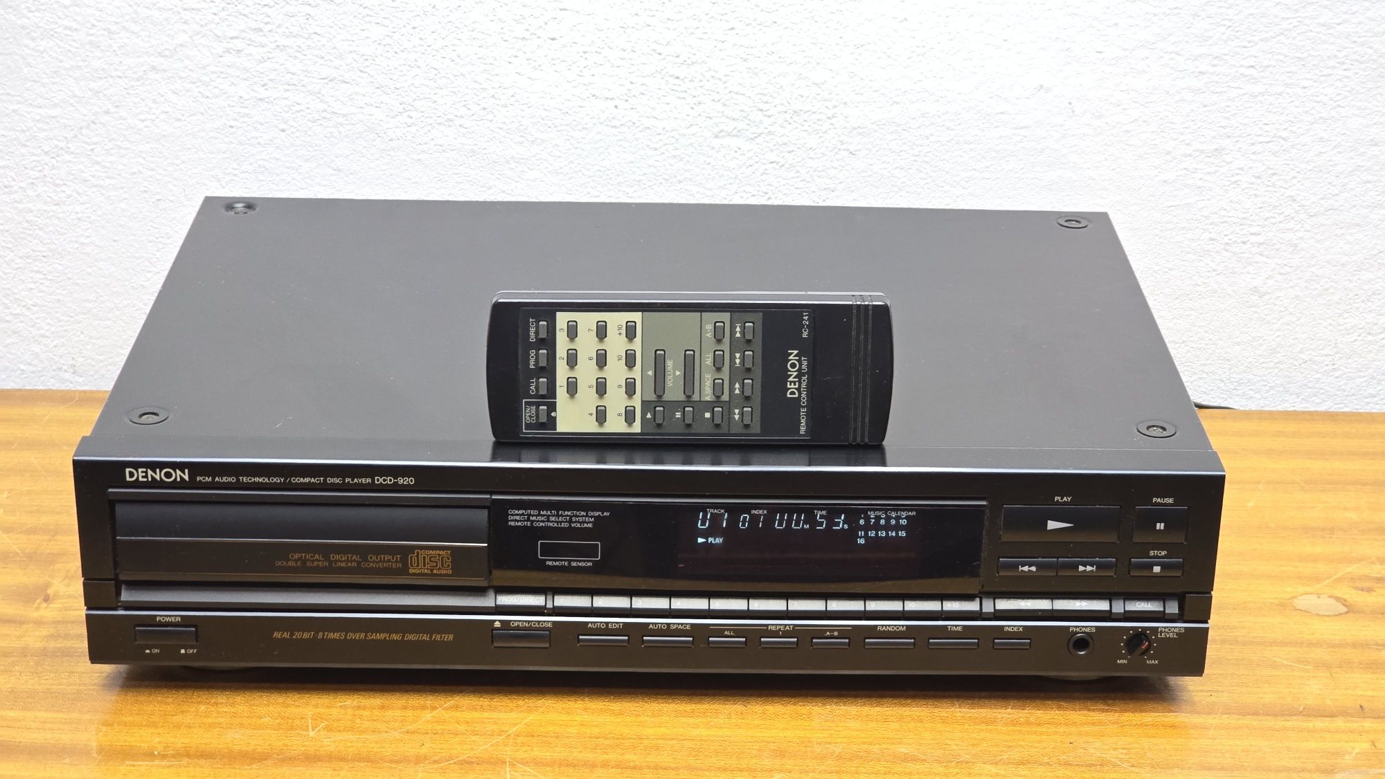 Denon DCD 920 ODTWARZACZ płyt  CD  pilot