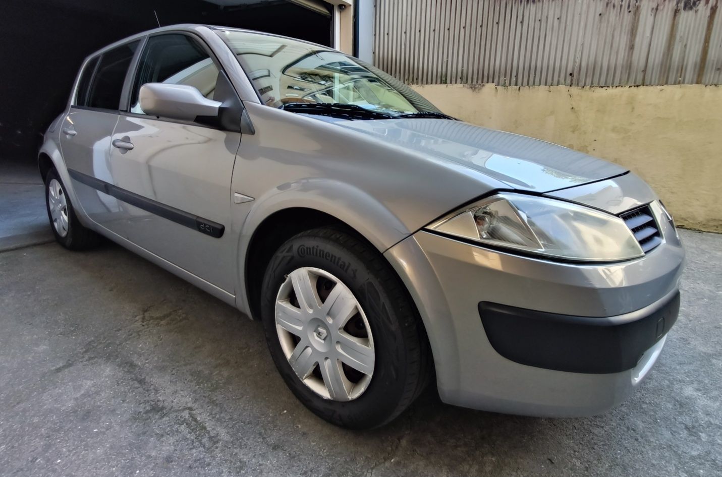 Renault Megane 1.5Dci apenas 180 mil kms
