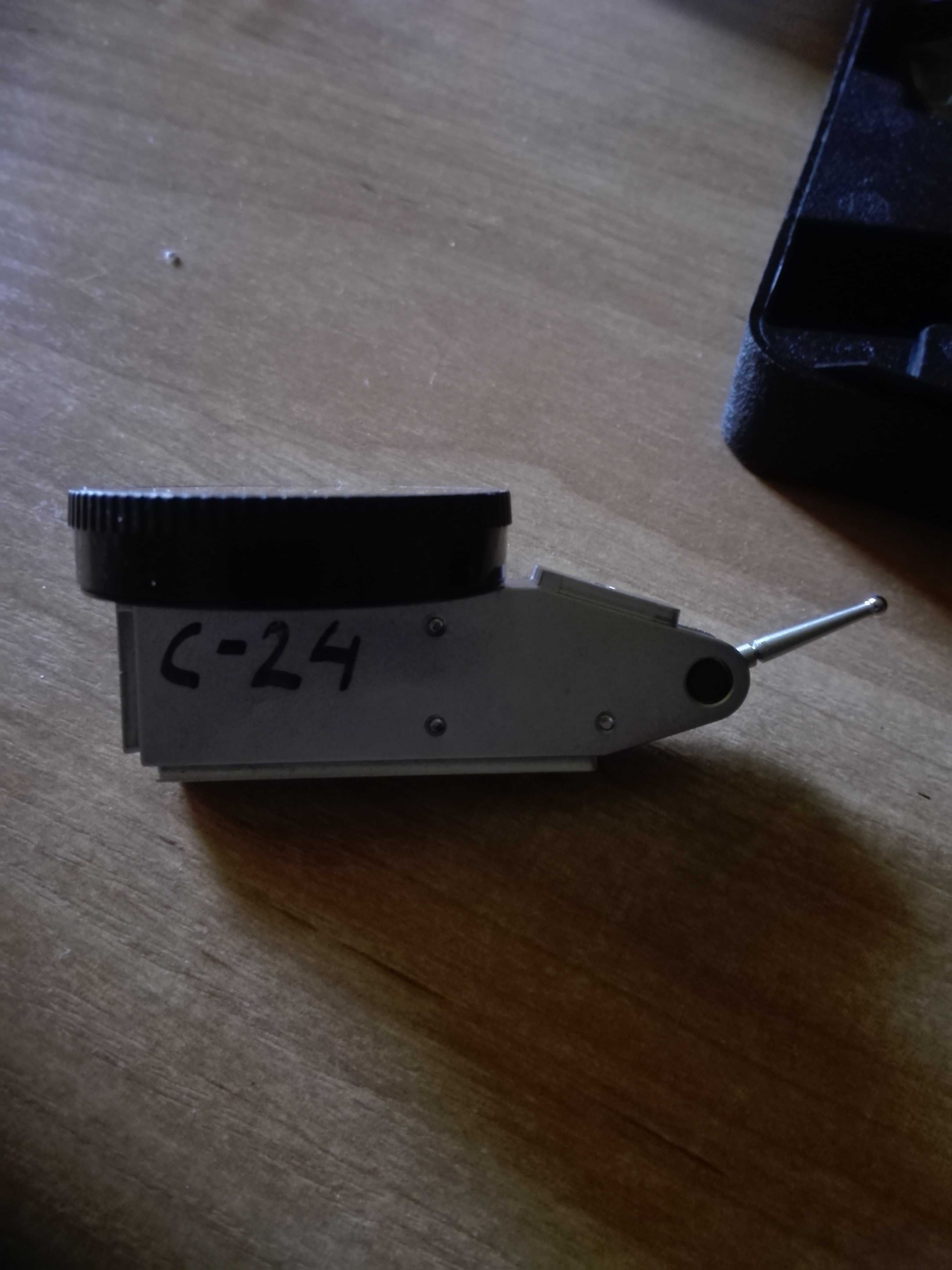Czujnik dźwigniowo-zębaty, typ poziomy
0,2mm, 0,002mm, 8mm tuleja