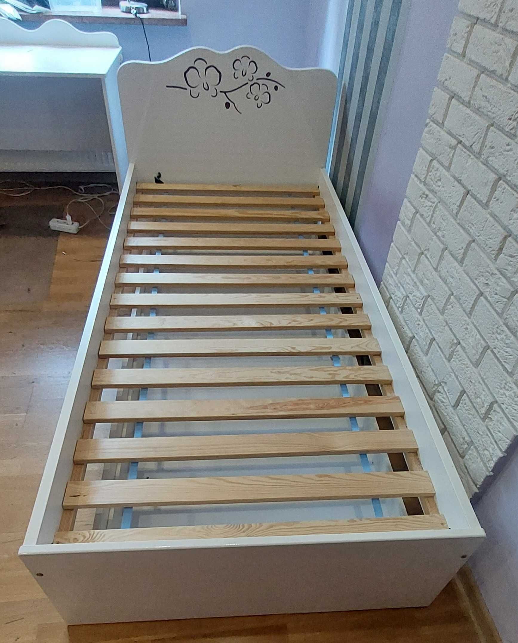 Zestaw mebli MEBLIK Orchidea