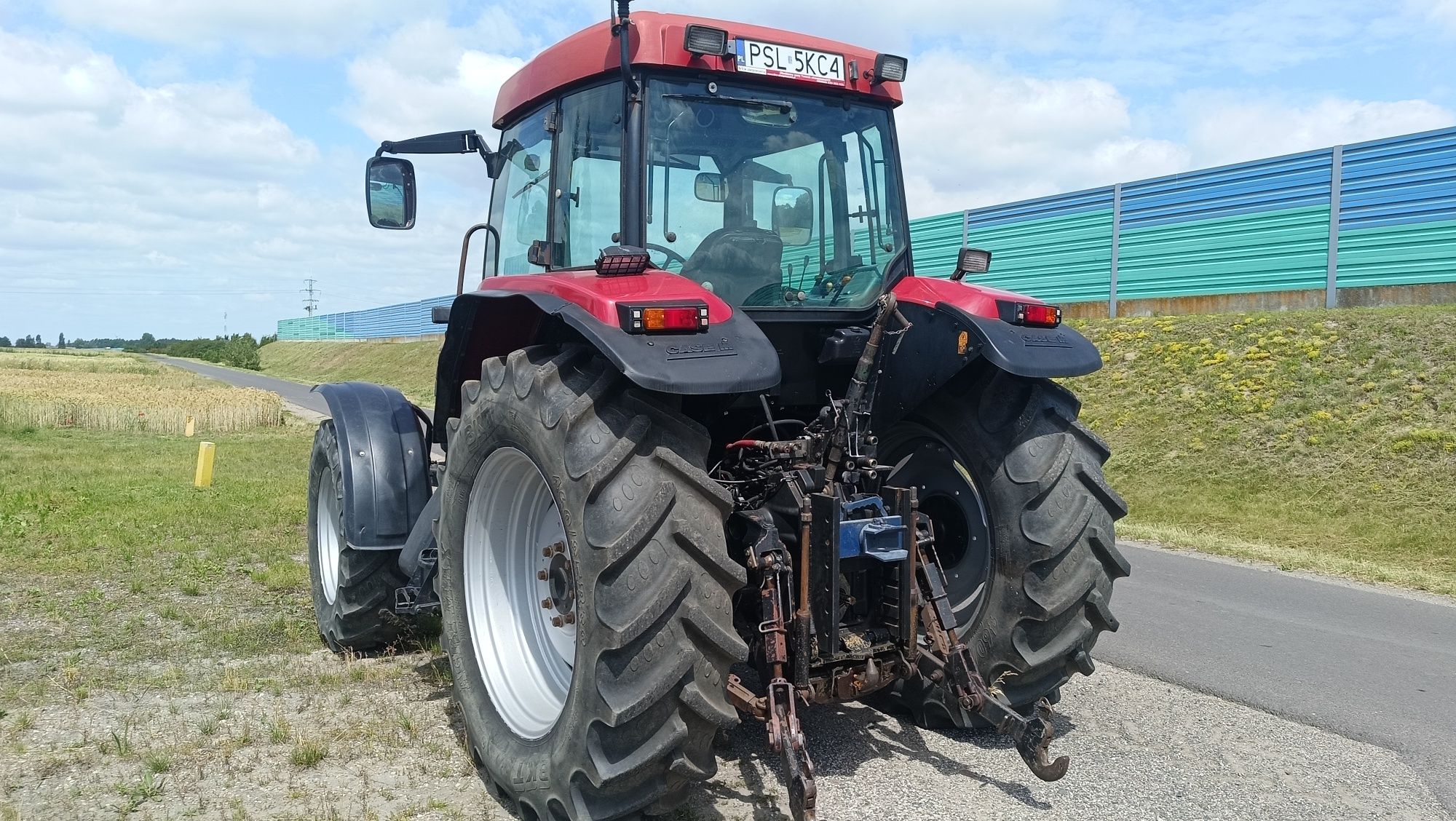 Case MX 110 rok 2002