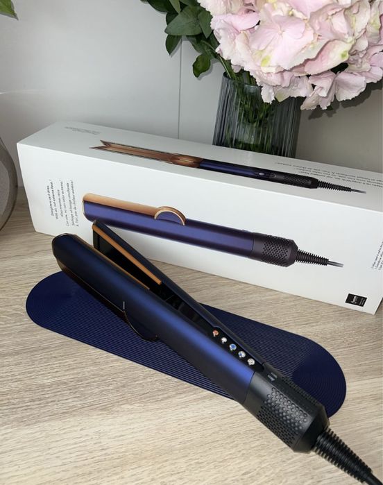 Вирівнювач для волосся Dyson Airstrait HT01 є ОПТ