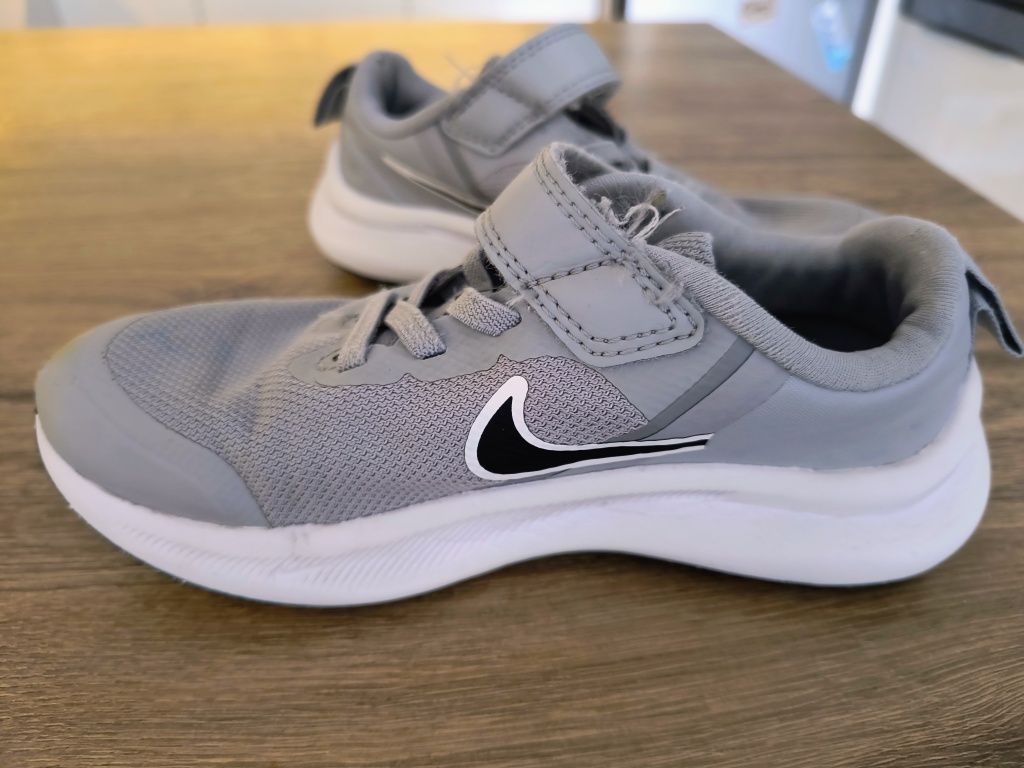 Buty dziecięce nike 28