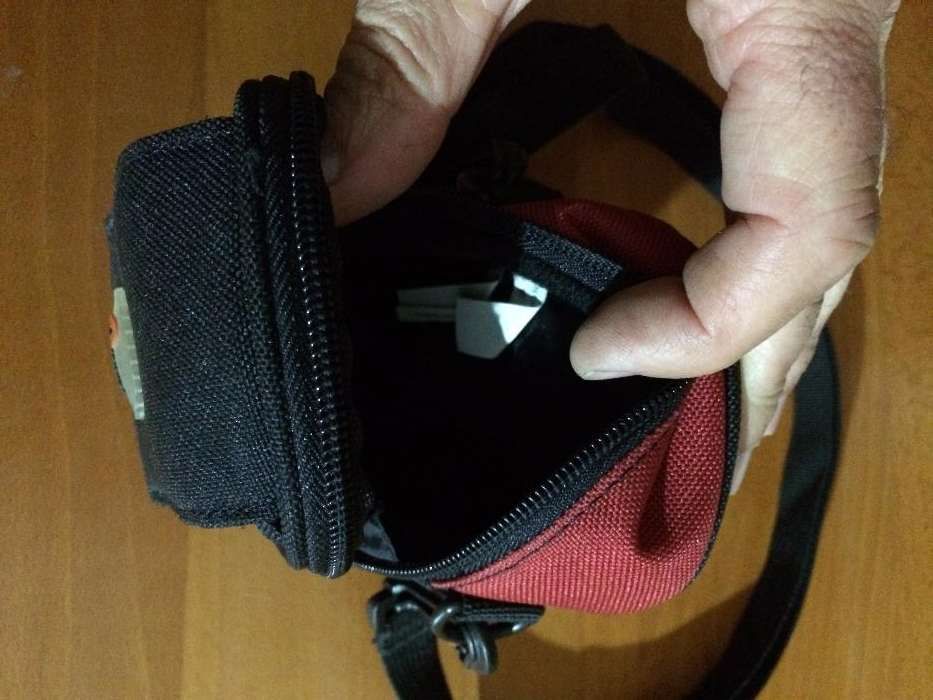 Bolsa para máquina fotográfica compacta Lowepro