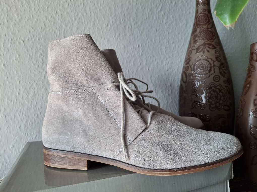 Catwalk  wiosenne botki zamszowe 41