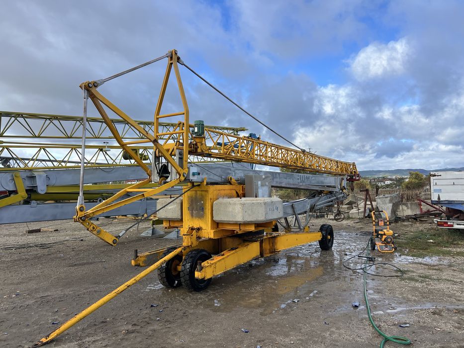 Grua hidraulica seminova