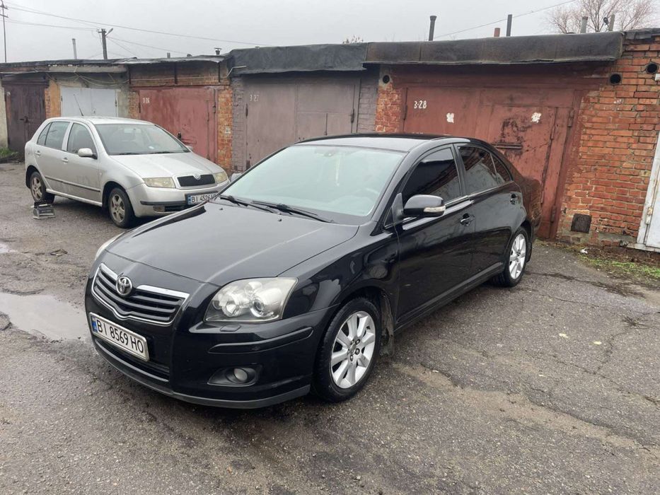 Тойота  авенсис продам