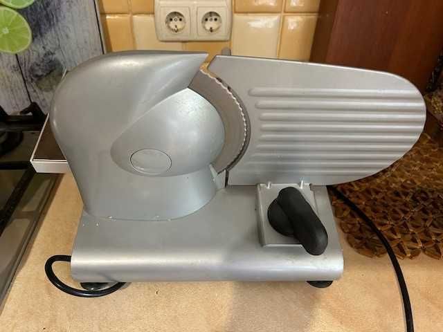 Ломтерезка GORENJE R 506 E