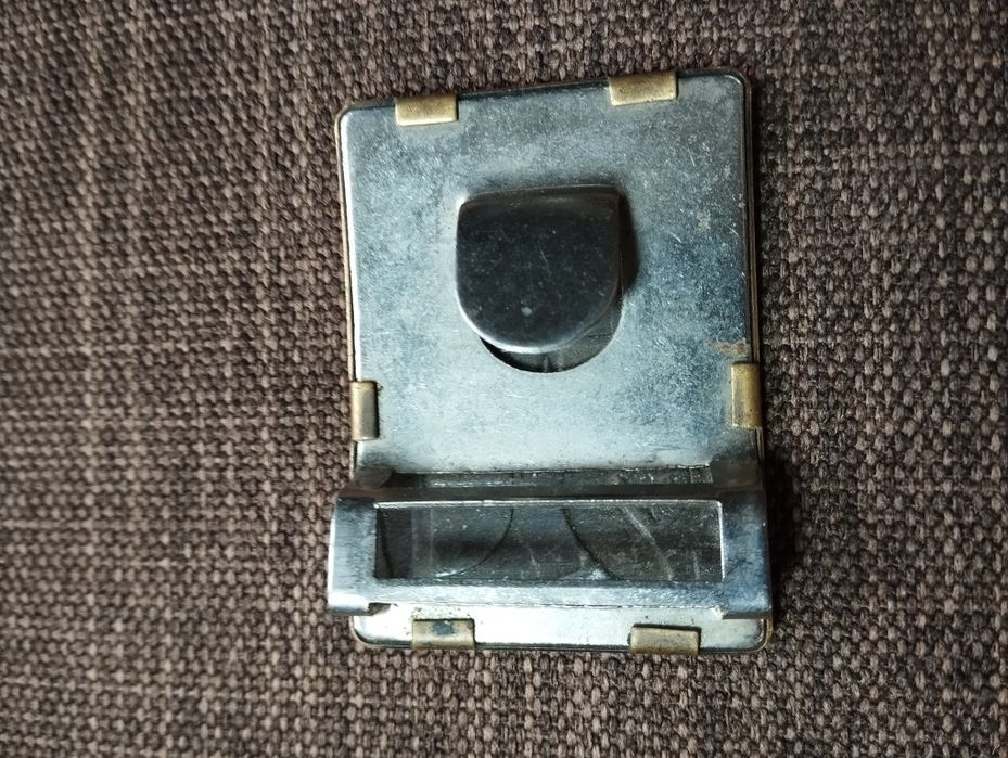 Продам пряжку ,,,