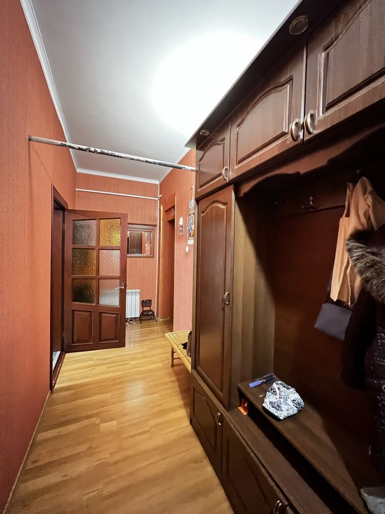 В Продажу 3 к к в Лісках / вул. Курортна