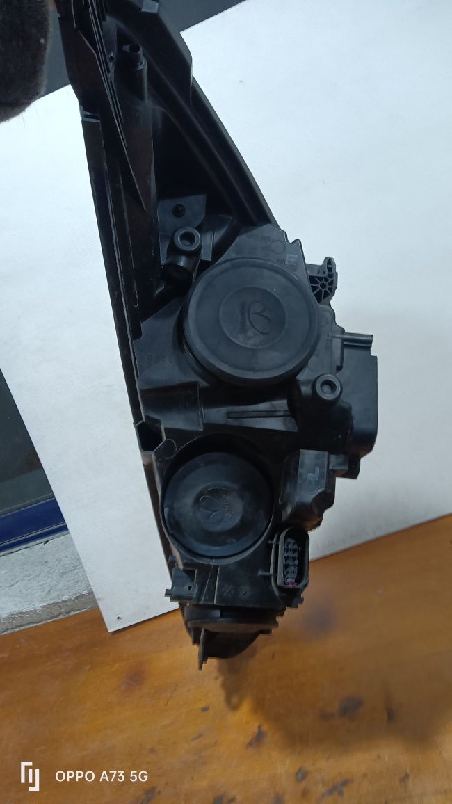 Farol Ford focus mk3 ótica direita 2015