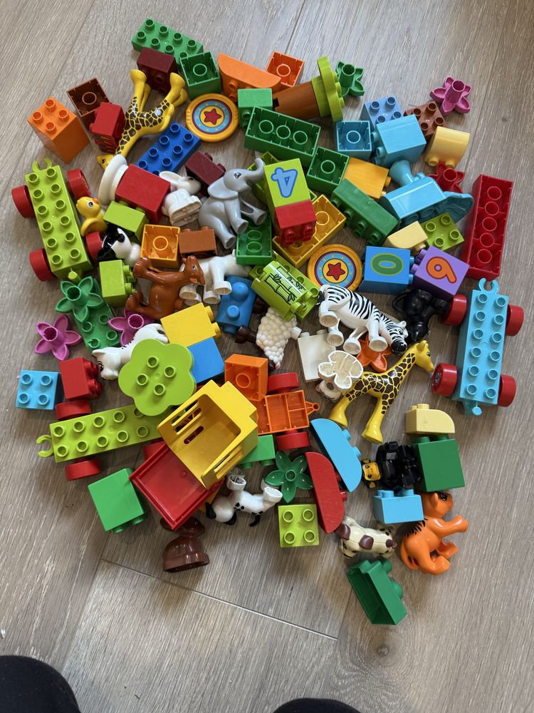 Mix klocków lego duplo -kilka zestawów