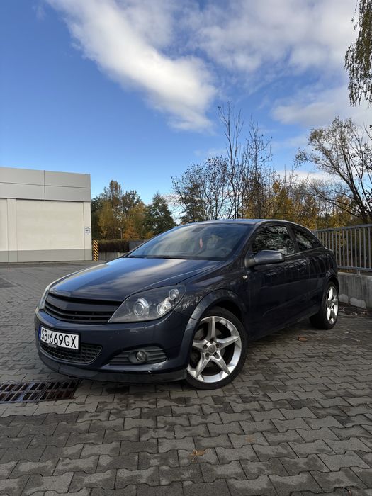 Opel Astra H GTC 2009