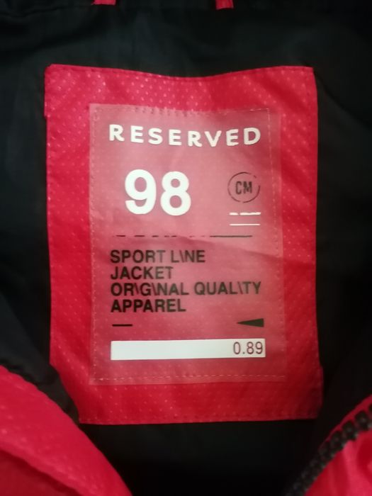 Bezrękawnik z kapturem Reserved