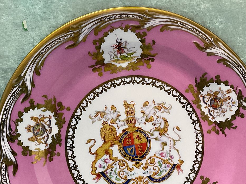 Base para pratos em metal 26 cm