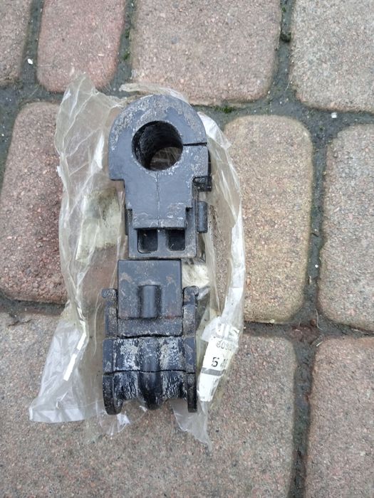 Втулки стабілізатора нісан