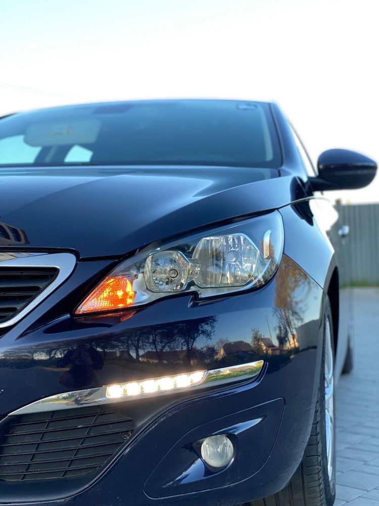Peugeot 308 2017 1.6hDI АКПП 100% не крашений
