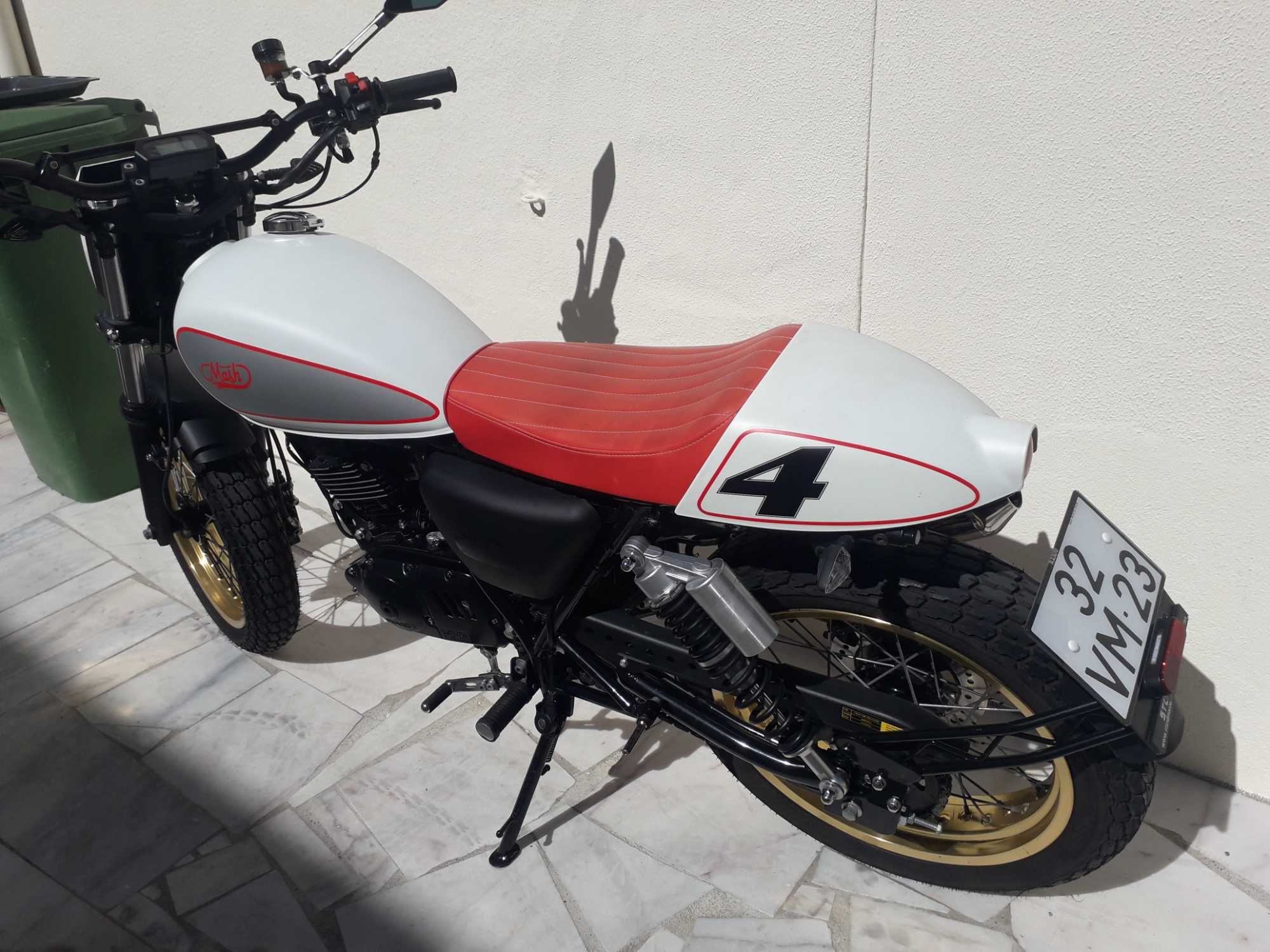 Mash Dirt Track 125CC