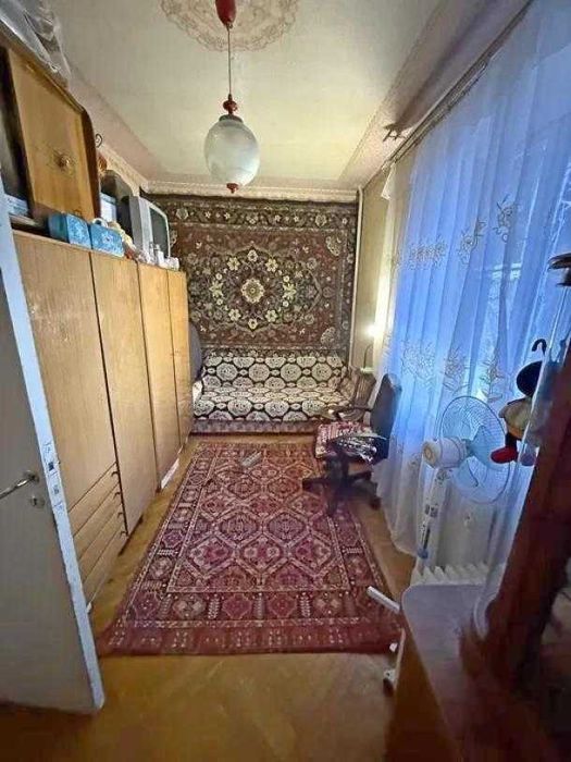 Продам 2к. кв. в центре ХТЗ (район с/м Роста)!