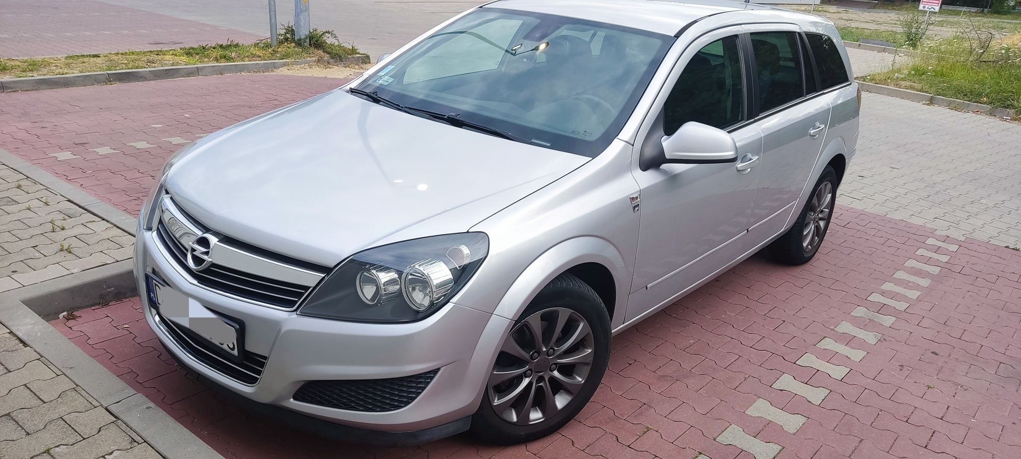 Astra H Kombi 2010