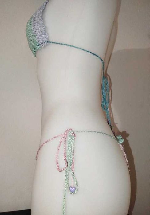 Conjunto de Biquíni em Crochê – Tons Pastéis