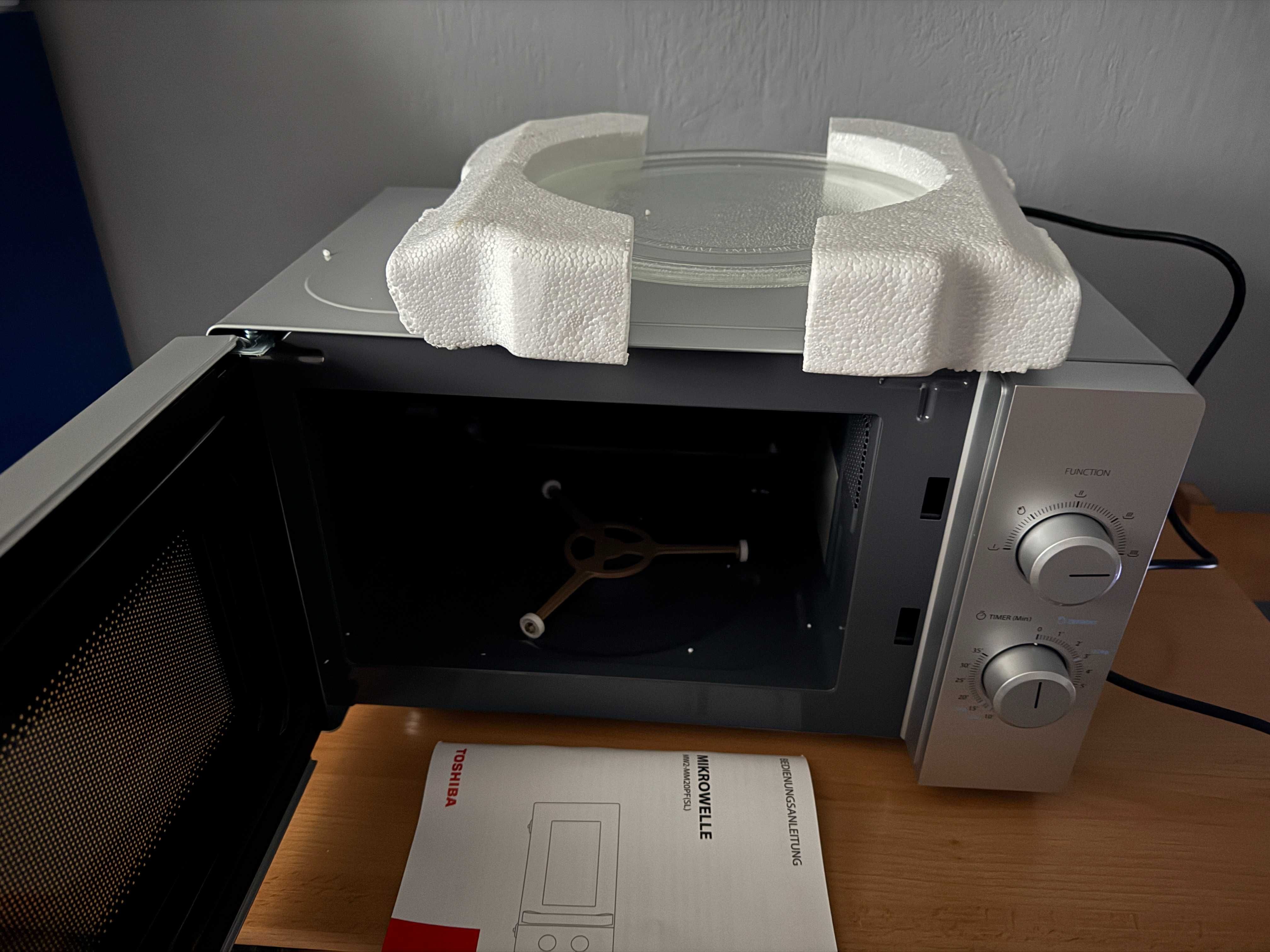 Kuchenka mikrofalowa Toshiba MW2-MM20PF(SL)