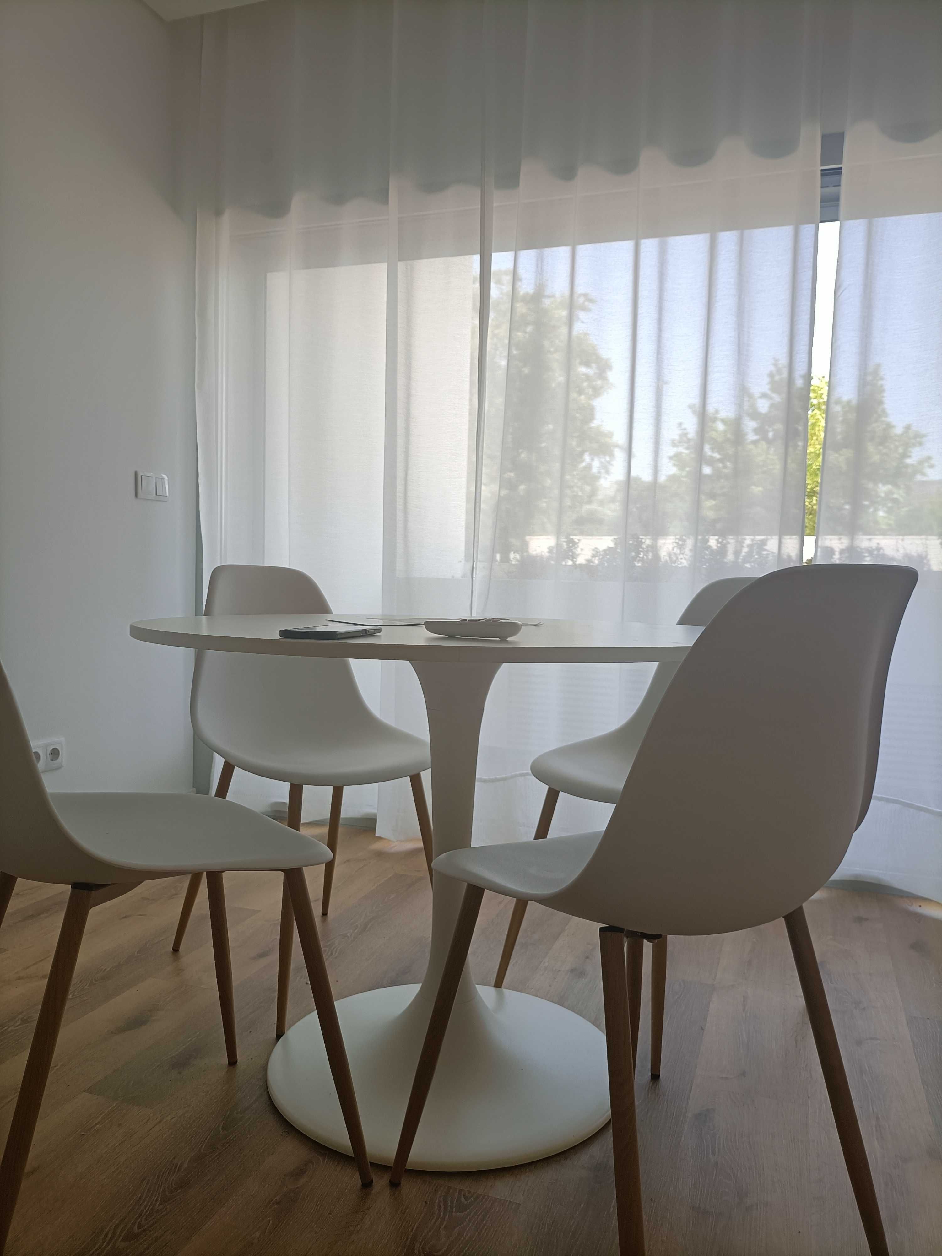 Mesa refeição IKEA, como nova!