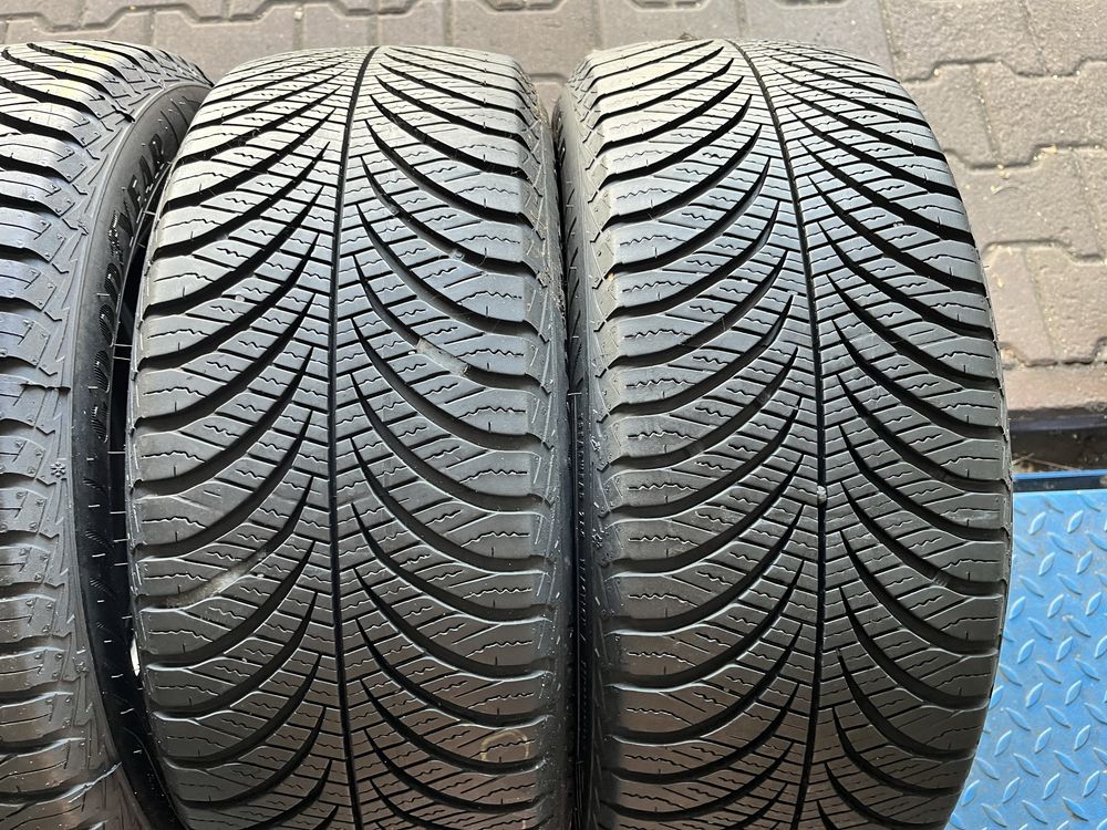 Opona 195.55.16 Goodyear Vector 4Seasons Gen-2