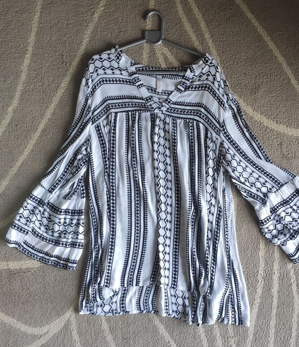 Brand-name clothing, various sizes, in good condition64409205113473121