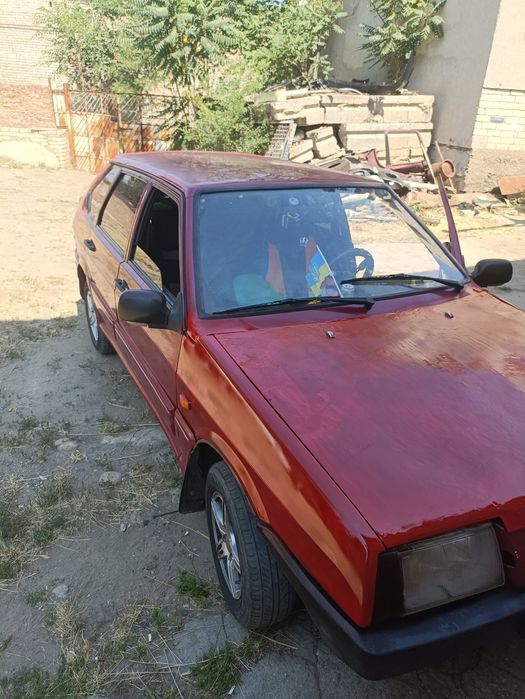Продам ваз 2109 . срочно