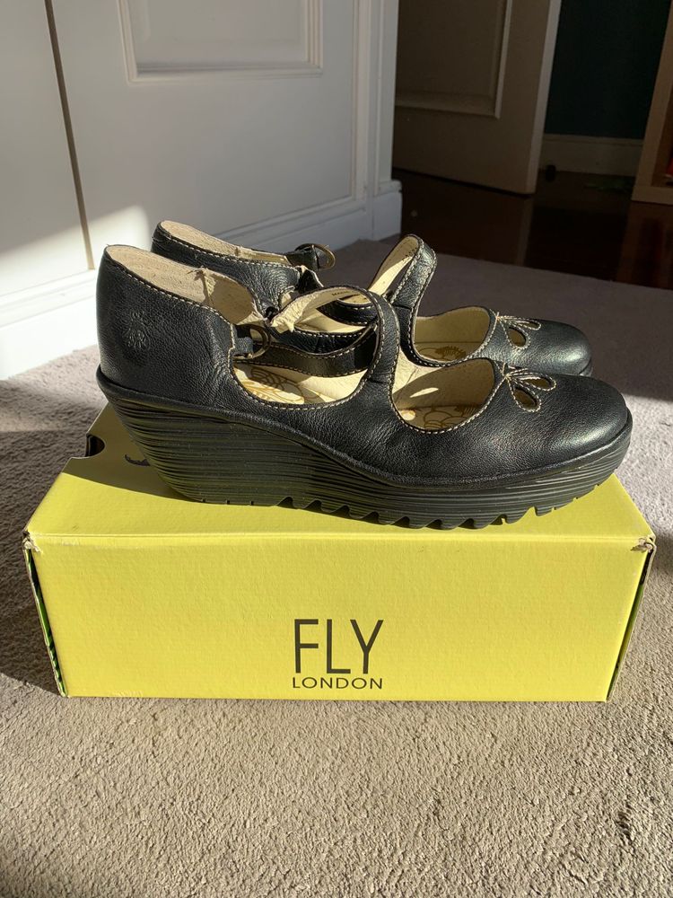 Sapatos de Senhora Fly london