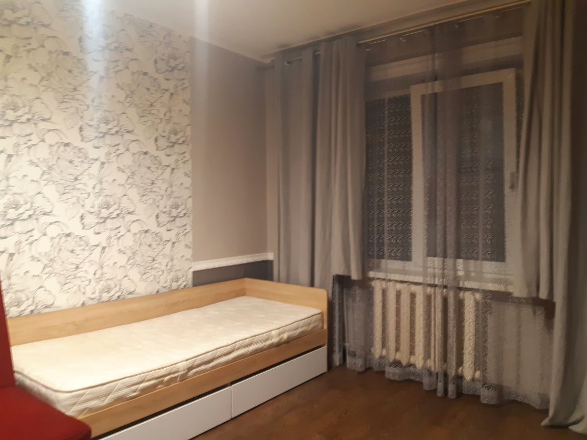 Продам кровать 80 на 190