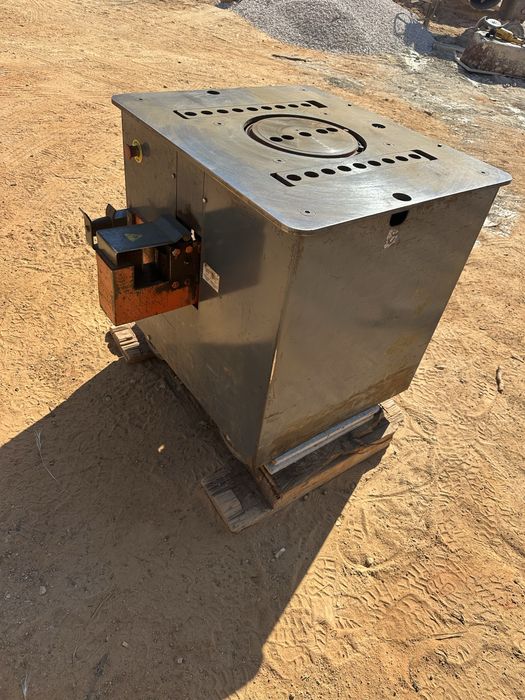 Maquina de dobrar e cortar ferro