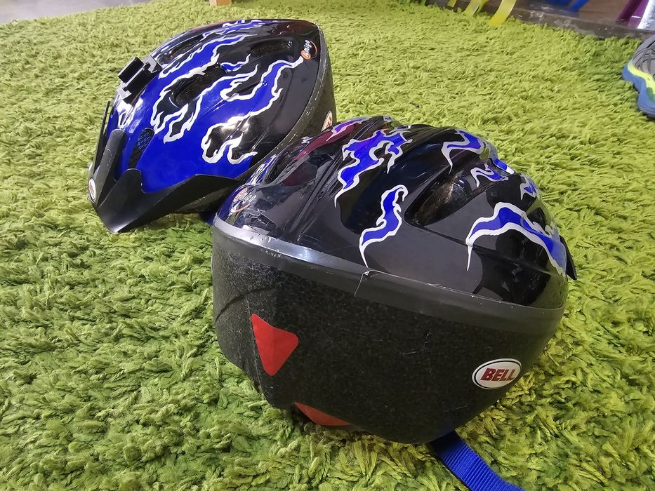 2 capacetes BELL