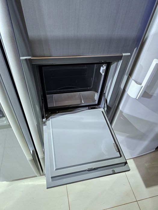 Холодильник side-by-side LG