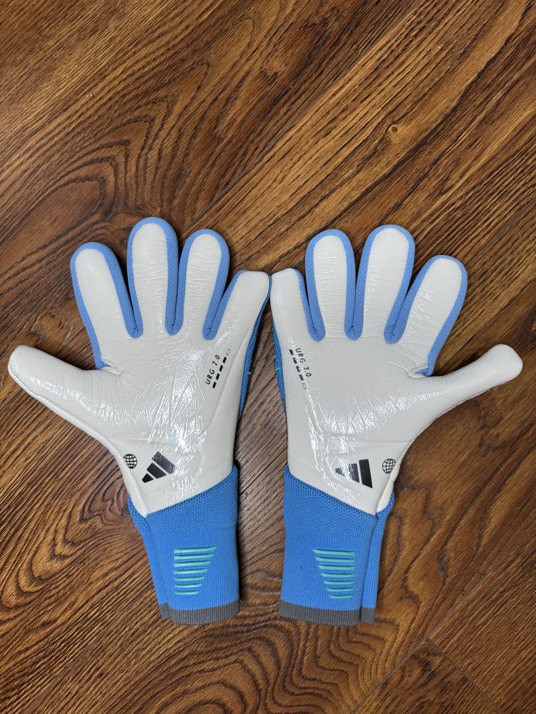 Воротарські рукавиці Adidas Predator