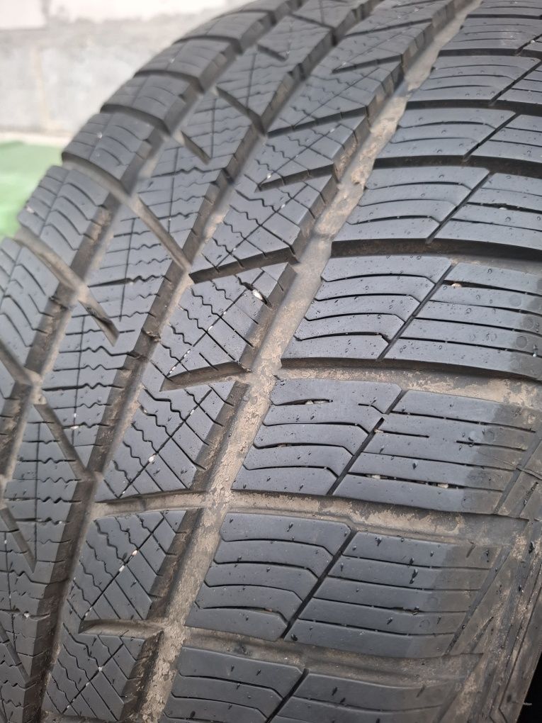 Opony Zimowe BARUM POLARIS 5 235/50 R19