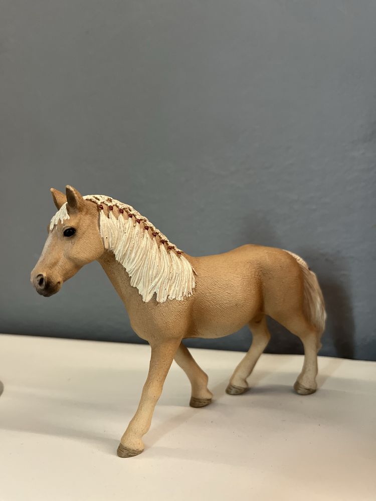 koniki schleich