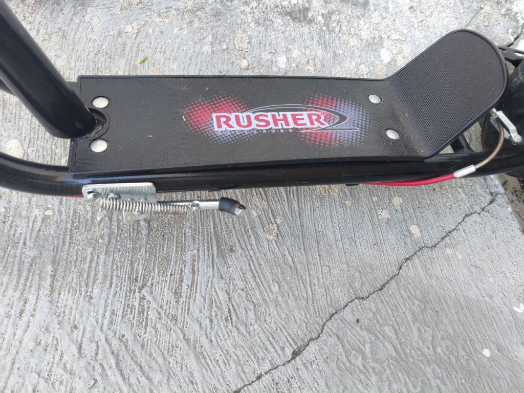 Trotinete pouco usada