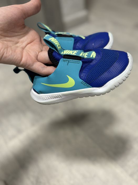 Дитячі кросівки adidas flex runner