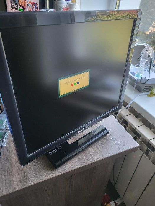 Монітор 19" Samsung 971P Black