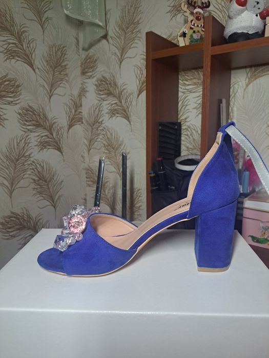 Синие туфли,новые