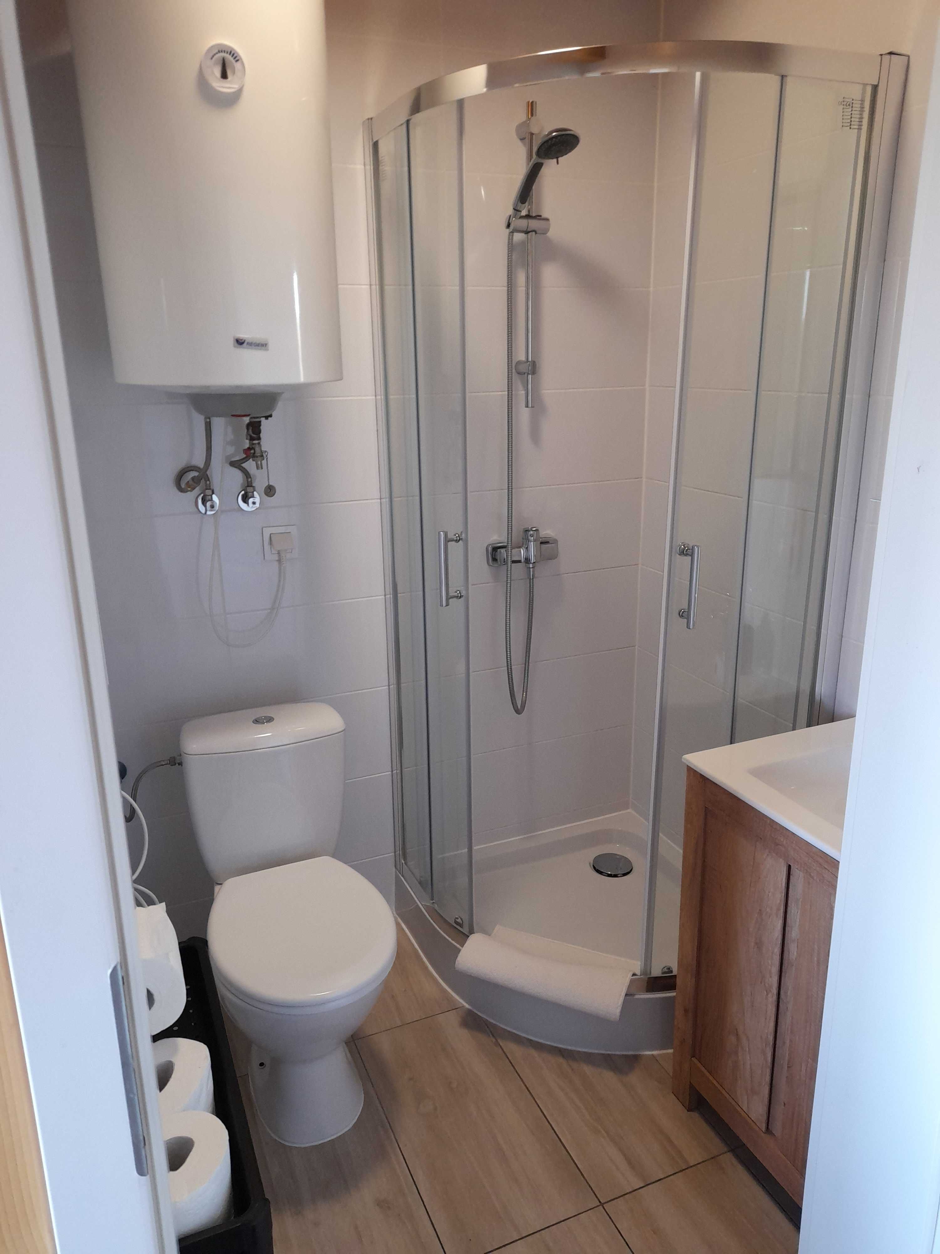 Przybrodzin ( obok Powidz) Apartamenty Pod Starym Klonem