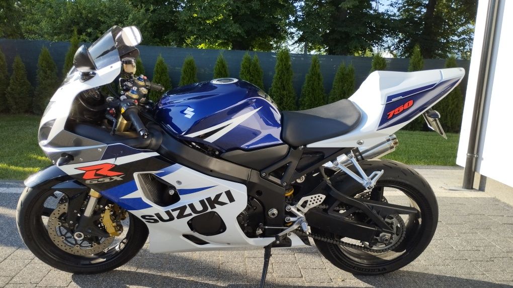 Suzuki GSX-R 750 k4