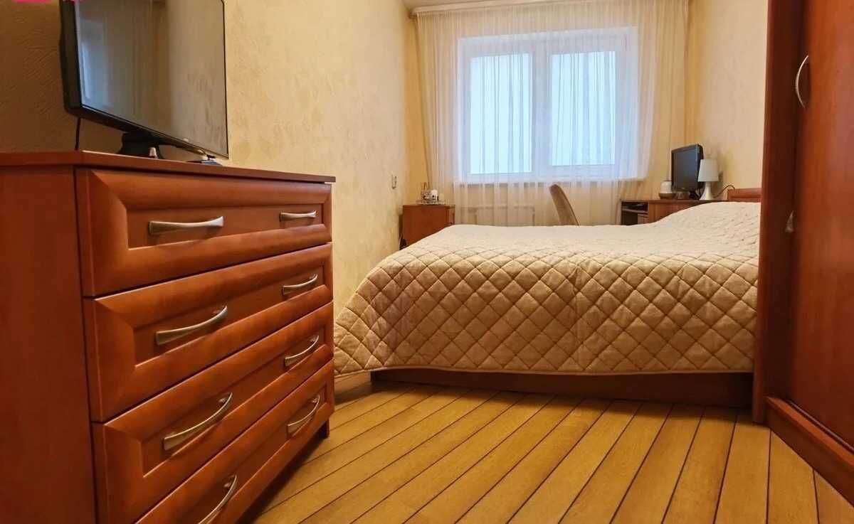 Продам 3-комнатную квартиру с ремонтом на Черёмушках